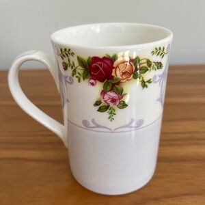 VINTAGE ROYAL ALBERT Rose Cameo Violet Mug Floral Coffee Tea Cottagecore 8 oz